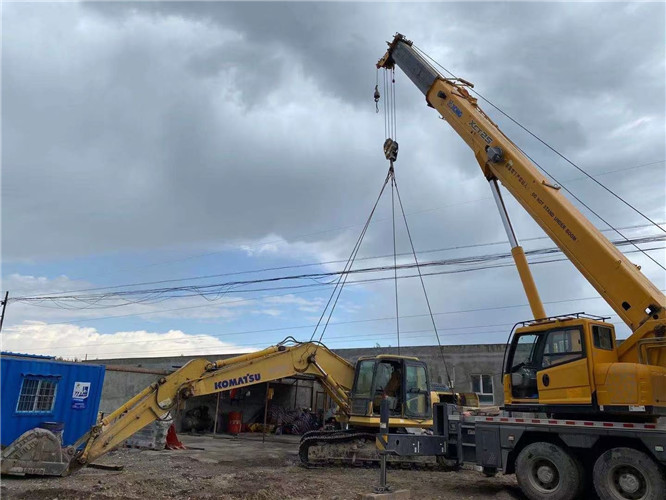 大武口区25吨吊车的工作半径是多少？