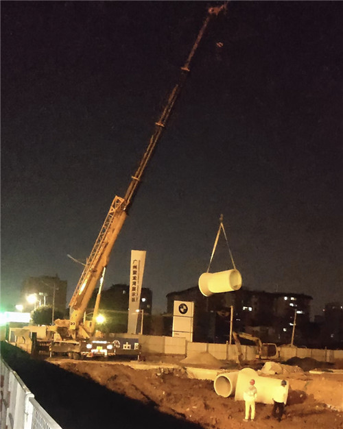 大武口区“弯臂矫正”—— 吊车的 “形变补偿” 技术